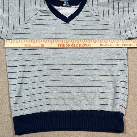 Vintage Champion Sweatshirt Gray Blue Stripe V Neck Adult Medium - Picture 5 of 8